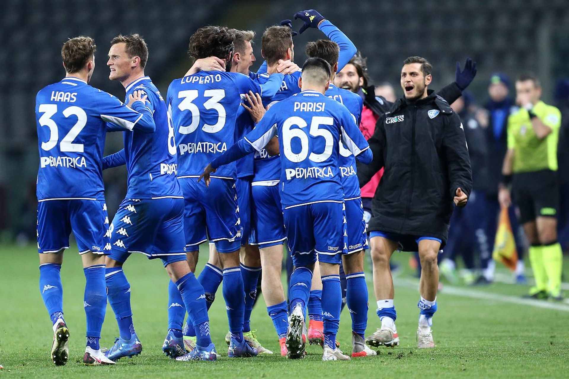 国的缺席影 国的缺席影